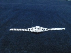 RHINESTONE BRACELET BLUE STONE BK